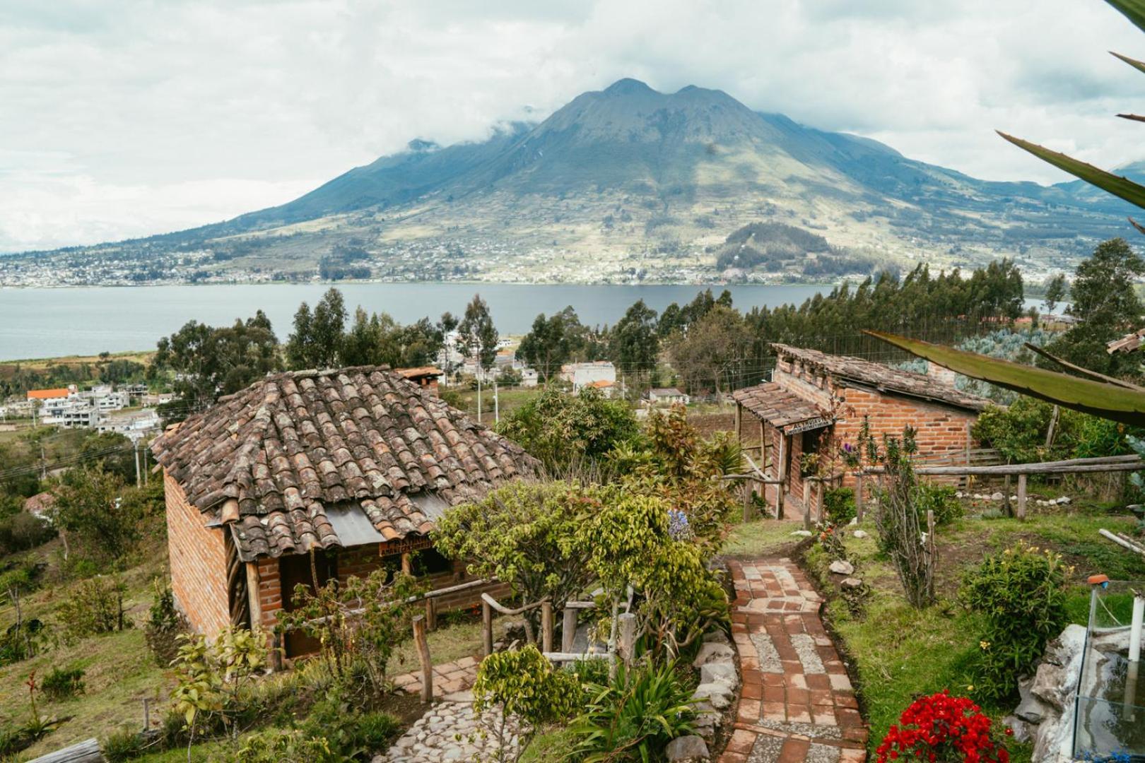 Cabanas Y Glampings Balcon Del Lago Otavalo Extérieur photo